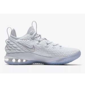 Brand new Nike Air Max Lebron 15